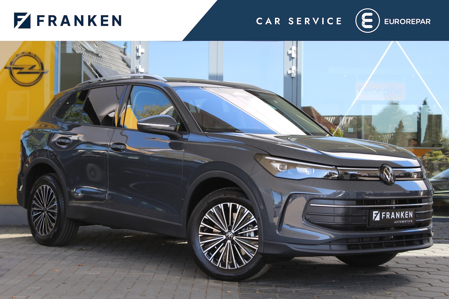 Volkswagen Tiguan - 1.5 eHybrid Life | Achteruitrijcamera | Adaptive cruise | Nieuw - AutoWereld.nl
