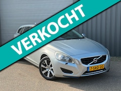 Volvo V60 - 2.4 D6 AWD Plug-In Hybrid Summum
