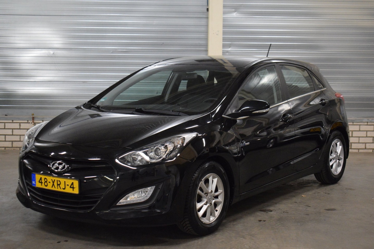 Hyundai i30 - 1.6 GDI Business Edition + Camera|Navigatie|Bluetooth|Climate Control|Parkeersensoren| - AutoWereld.nl