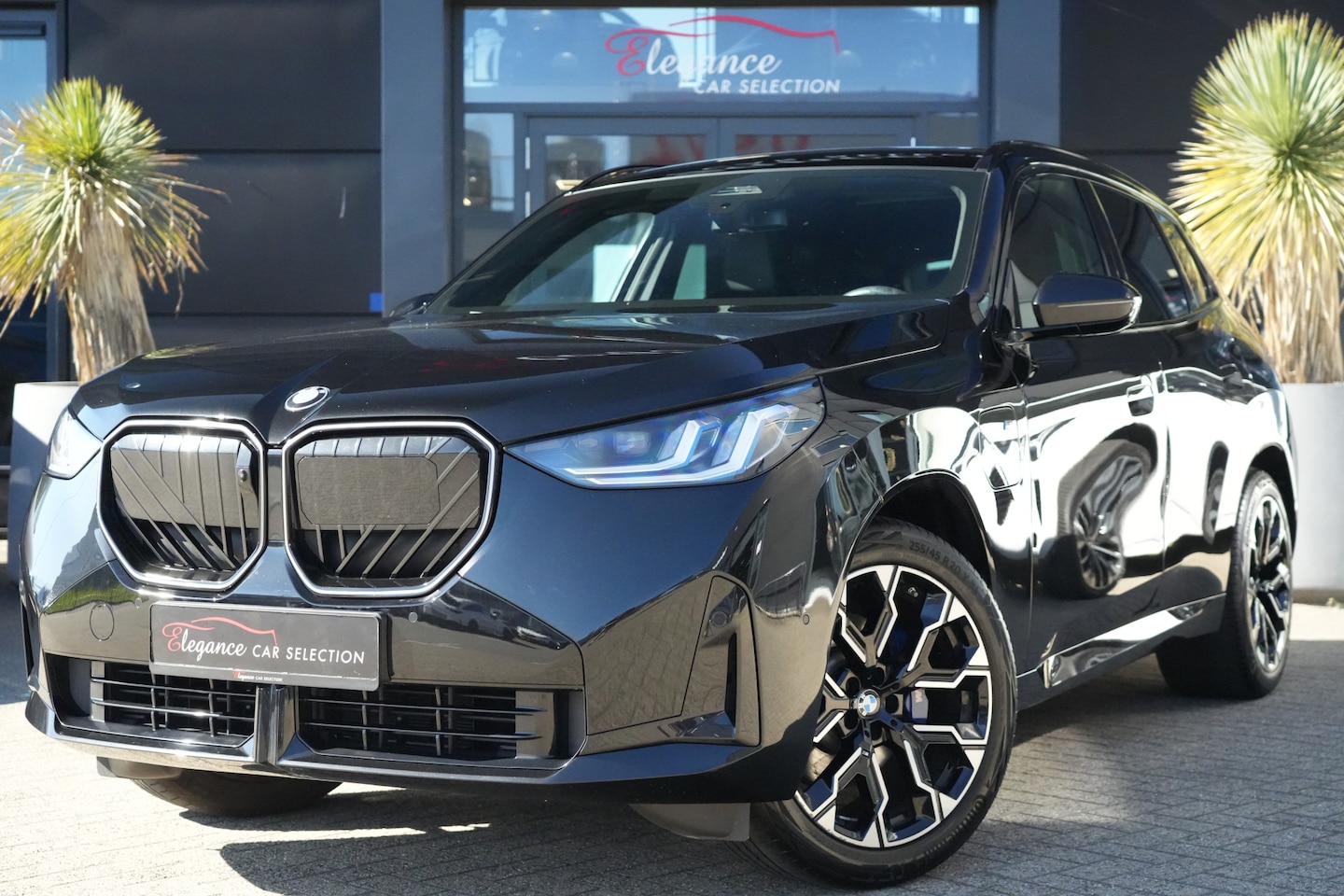 BMW X3 - 30e xDrive M Sport 299pk Panoramadak/Trekhaak/HarmanKardon - AutoWereld.nl