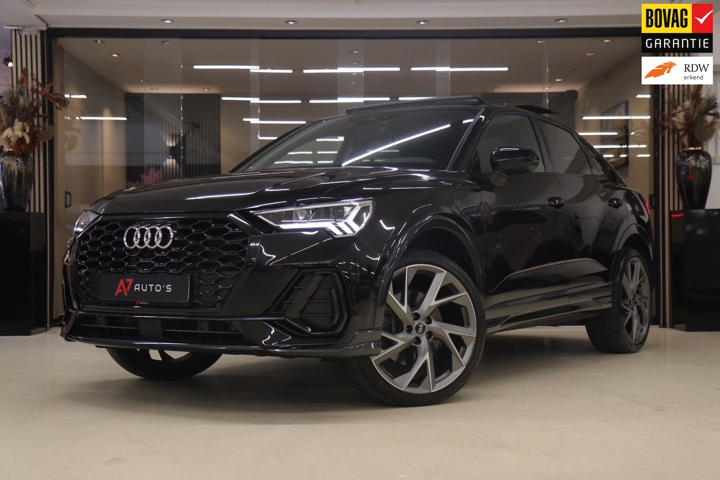 Audi Q3 Sportback - 45 TFSI e 3x S-Line PANO/CAM/BLINDE/ACC/MEM/VOL - AutoWereld.nl
