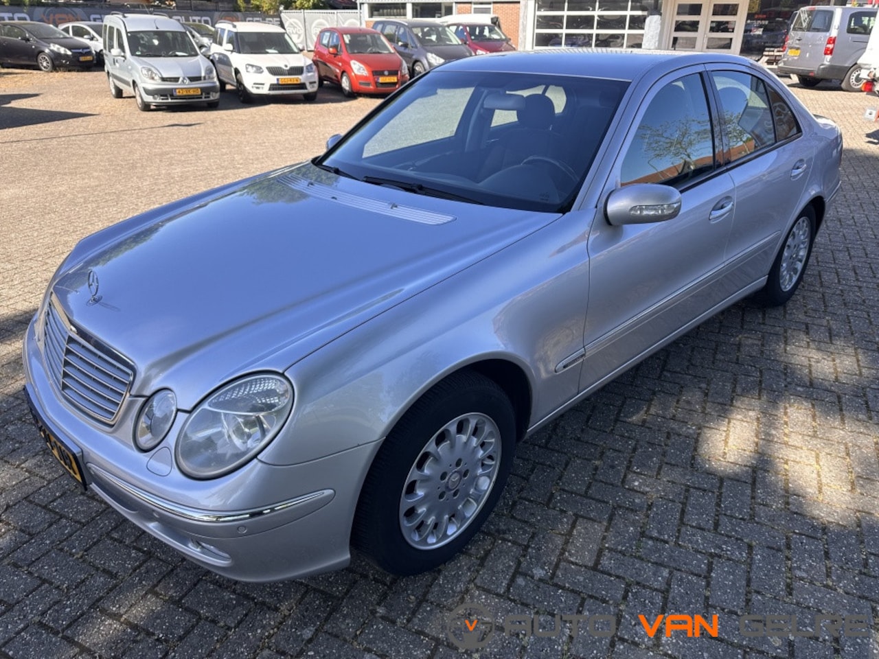 Mercedes-Benz E-klasse - 240 V6 Uniek! NL Auto NAP weinig KM! - AutoWereld.nl