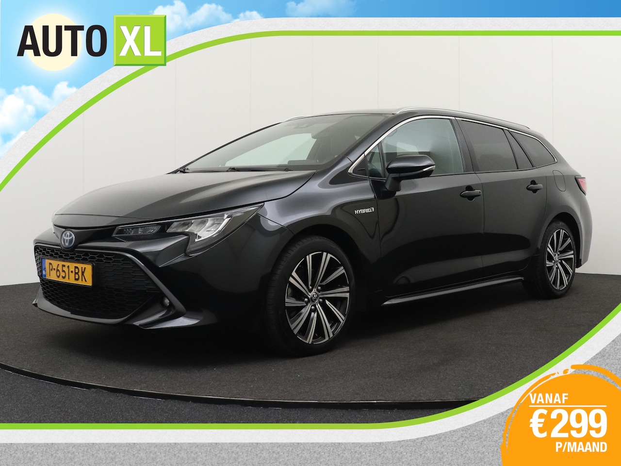 Toyota Corolla Touring Sports - 2.0 Hybrid Business+ Trekhaak H-Leder/Sportstoel - AutoWereld.nl
