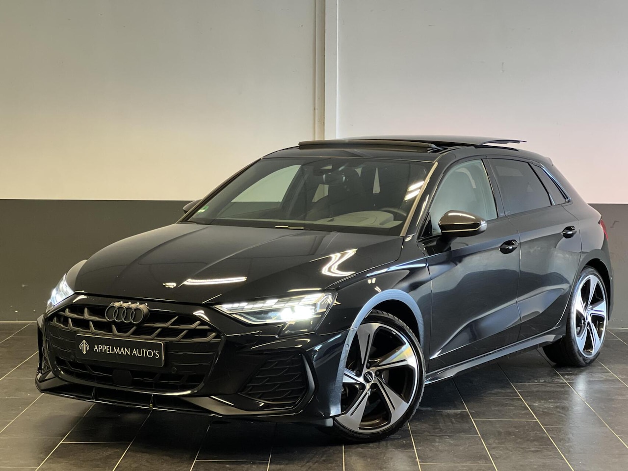 Audi A3 Sportback - 35 TFSI 3 X S-Line RS FULL|HUD|RS Stoelen|Sonos|Carbon| - AutoWereld.nl