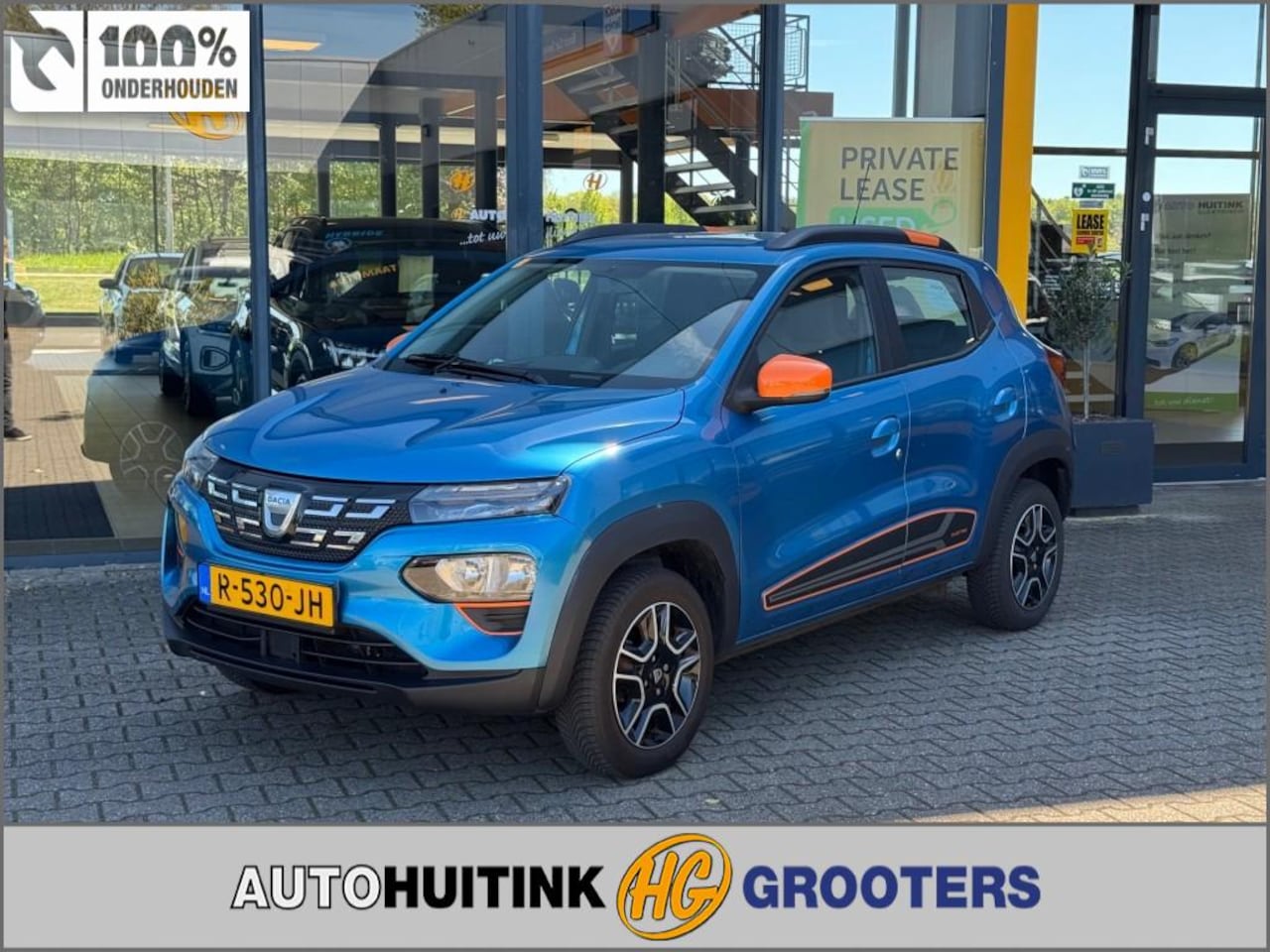 Dacia Spring - Essential 27 kWh - camera - navi - leer - AutoWereld.nl