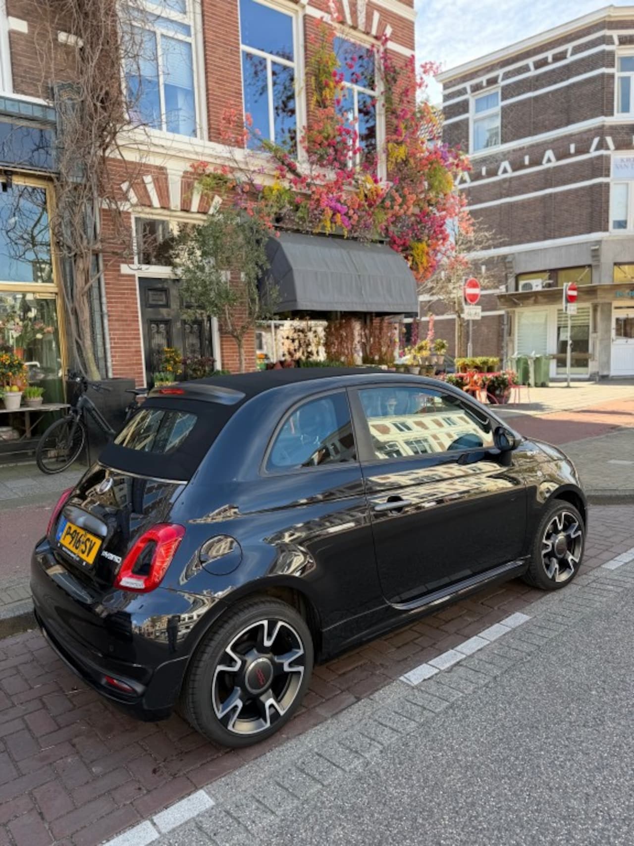 Fiat 500 C - SUPER NETTE /1.0 Hybrid sport/CABRIO/NL-AUTO/1ste EIG/LEDER/BLACK - AutoWereld.nl