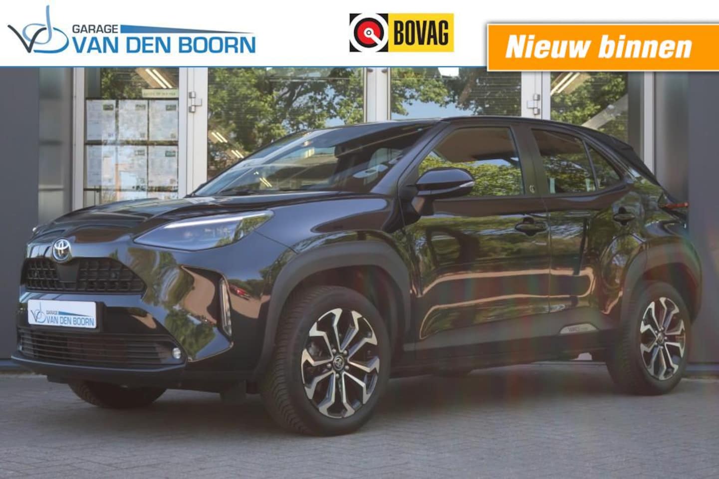 Toyota Yaris - 1.5 Hybrid, All-Season, PDC Rondom, Trekhaak, CarPlay/Android etc. - AutoWereld.nl