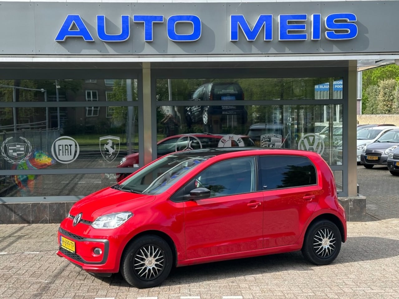 Volkswagen Up! - 1.0 BMT High up! Airco Cruise Telefoon Stoelverwarming - AutoWereld.nl