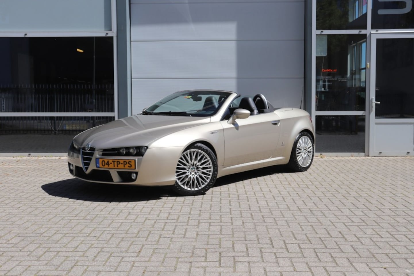 Alfa Romeo Spider - 2.2 JTS 6-Bak / ORIG.NL / GEDOCUMENTEERD / 18 - AutoWereld.nl