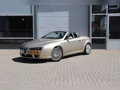 Alfa Romeo Spider - 2.2 JTS 6-Bak / ORIG.NL / GEDOCUMENTEERD / 18