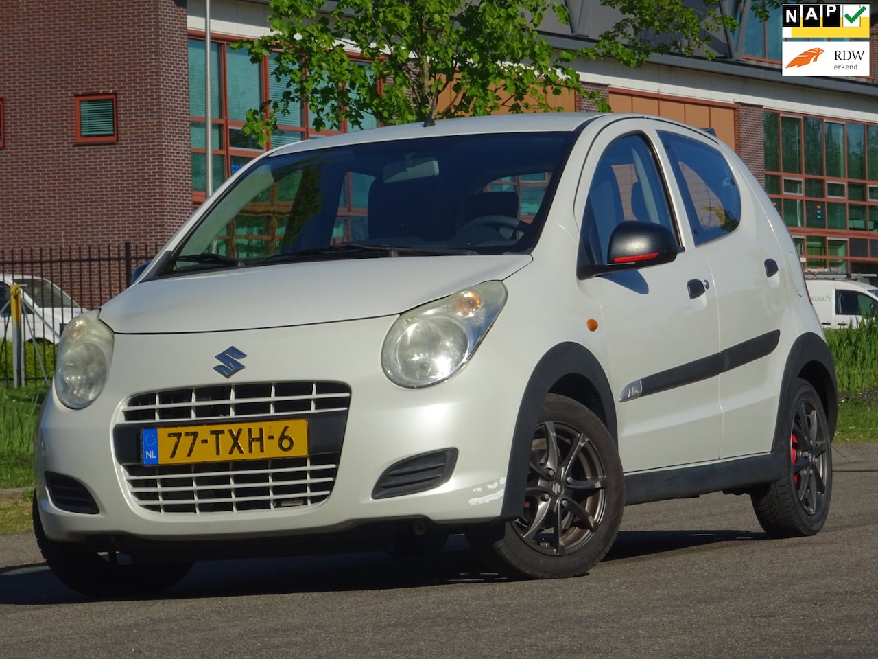 Suzuki Alto - 1.0 Comfort Plus BJ2012 NAP/AIRCO/ELEKRAM/NW APK - AutoWereld.nl
