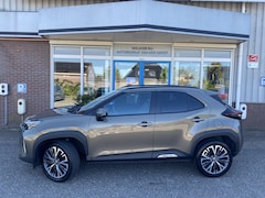 Toyota Yaris Cross - 1.5 Hybrid 115 First Edition Trekhaak 18 Inch