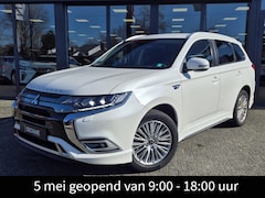 Mitsubishi Outlander - 2.4 PHEV Pure+ | Camera | All seasonbanden |