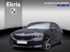 BMW 5-serie - 550e xDrive M Sportpakket Pro | Comfort Pack 20 inch LM M Sterspaak | Bowers & Wilkins Sur
