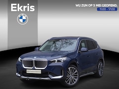 BMW iX1 - xDrive30 20 inch Multispaak | Trekhaak met elektrisch wegklapbare kogel | Glazen panoramad