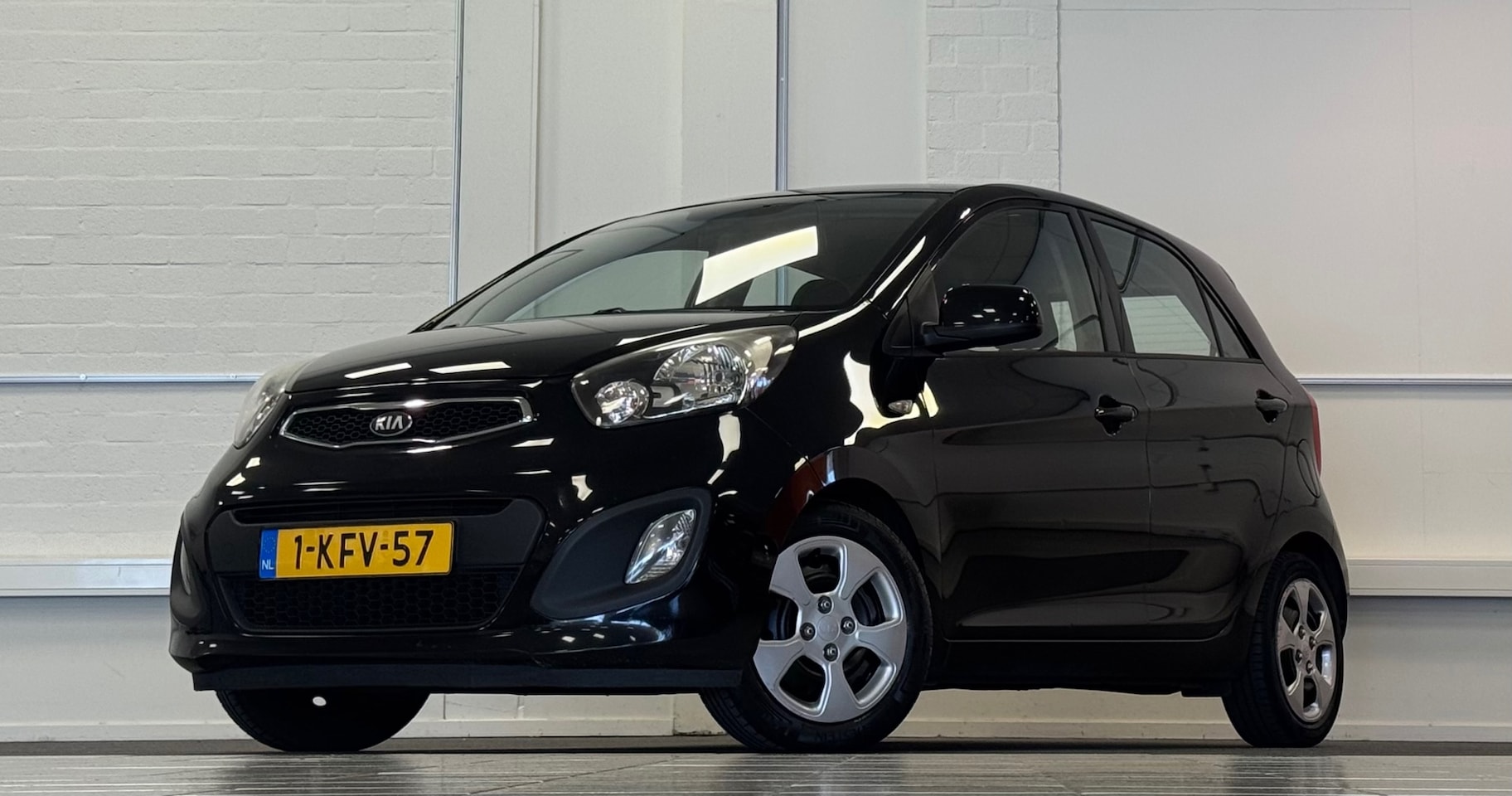 Kia Picanto - 1.0 CVVT ISG Comfort Pack Airco 100% Onderhouden Navigatie Nieuwe APK - AutoWereld.nl