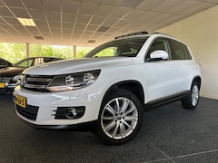 Volkswagen Tiguan - 2.0 TSI Sport&Style 4Motion | Automaat | Panorama | Trekhaak | Navi | stoelverw | PDC | Cr