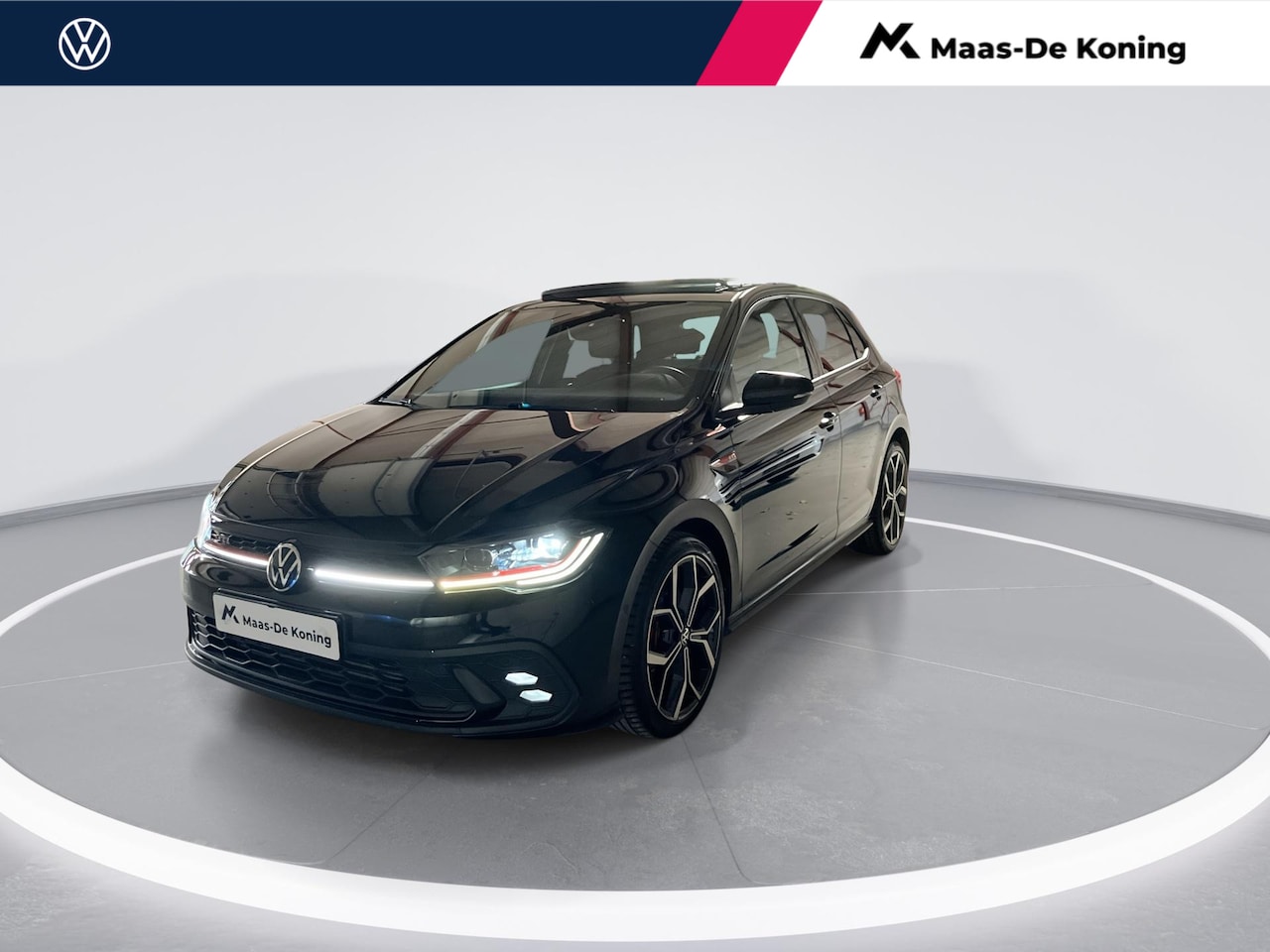 Volkswagen Polo - 2.0TSI/207PK GTI DSG · Panoramadak · Leder/Alcantara · Camera + Parkeersensoren - AutoWereld.nl