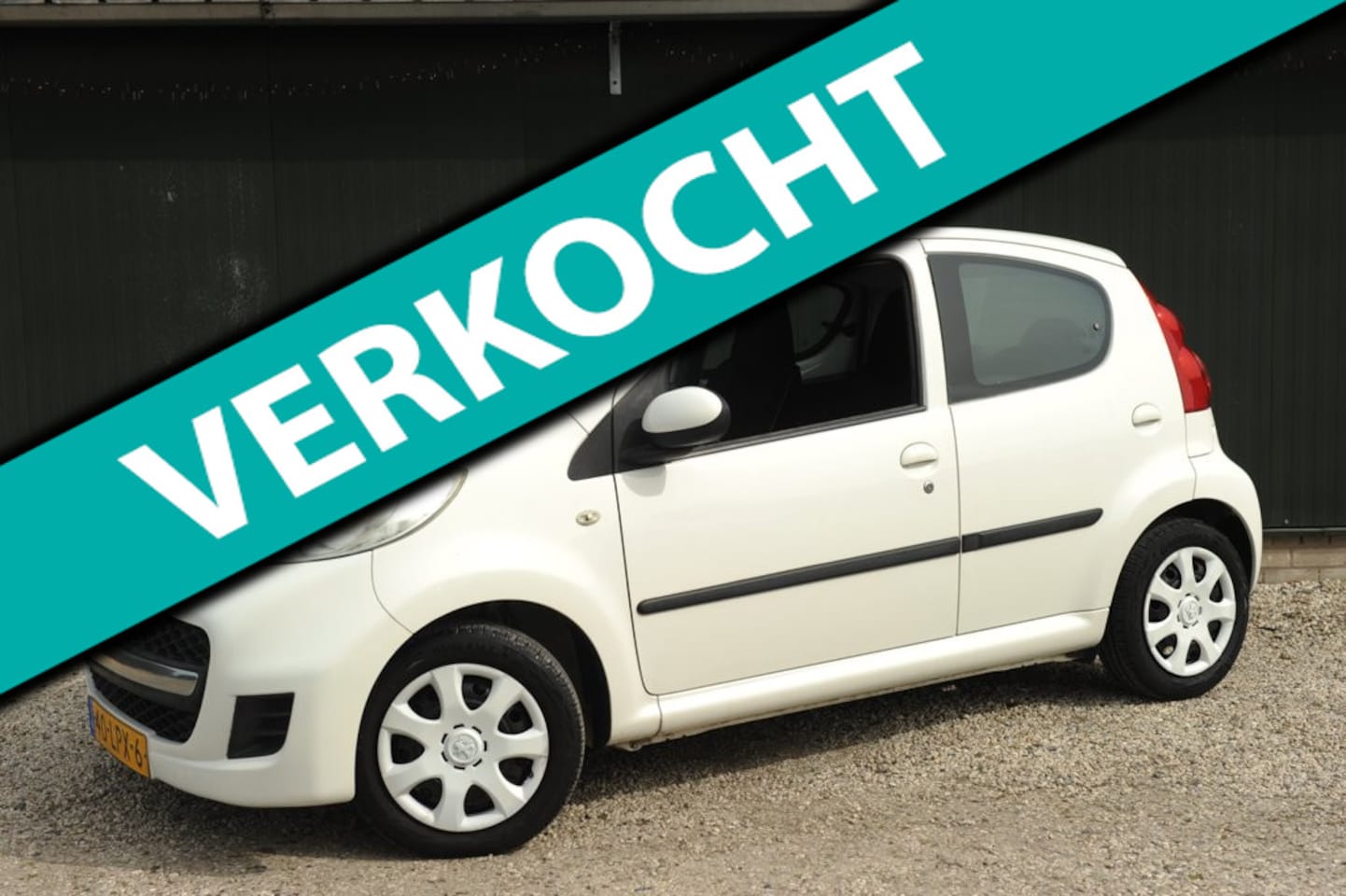 Peugeot 107 - 1.0-12V XS/5DEURS/ABS/AIRBAGS/STB/ELCRAMEN/CENTRAALOCK/EERSTE EIGENAAR/ - AutoWereld.nl