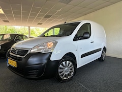Peugeot Partner - 120 1.6 BlueHDi 100 L1 Première | Trekhaak | Airco | Navigatie | Marge | Cruise Control