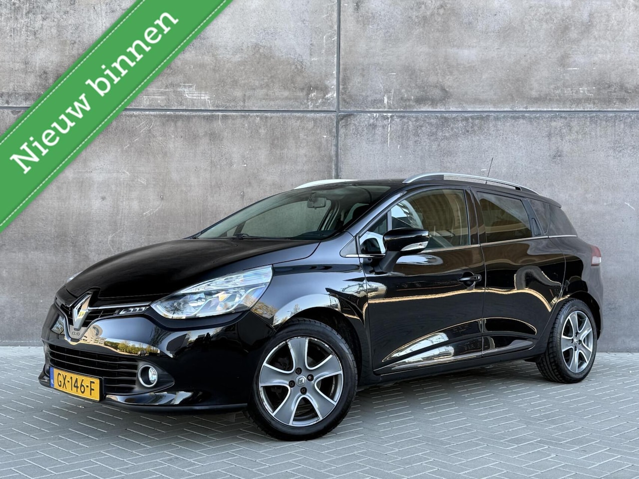 Renault Clio Estate - 0.9 TCe Night&Day | Trekhaak | Navigatie | Airco | Parkeersensoren | - AutoWereld.nl