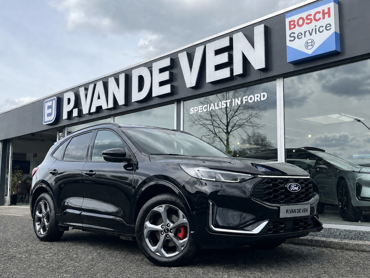 Ford Kuga - 2.5 PHEV ST-Line X 243pk e-CVT Automaat | 4264 | E-Trekhaak | Coast-to-Coast Matrix LED | - AutoWereld.nl