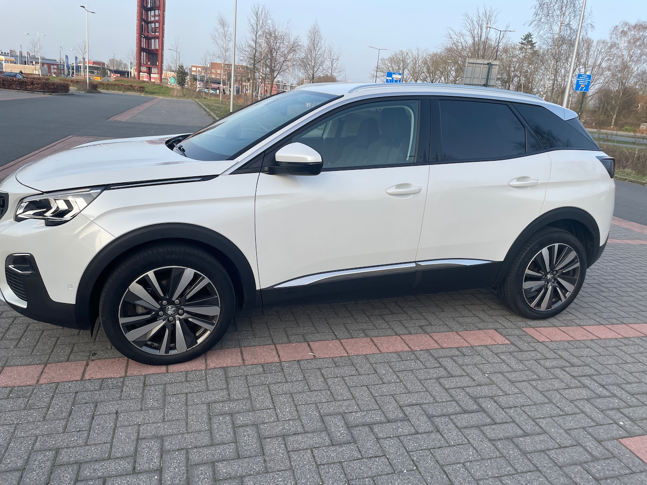 Peugeot 3008 - 1.2 PureTech Première - AutoWereld.nl