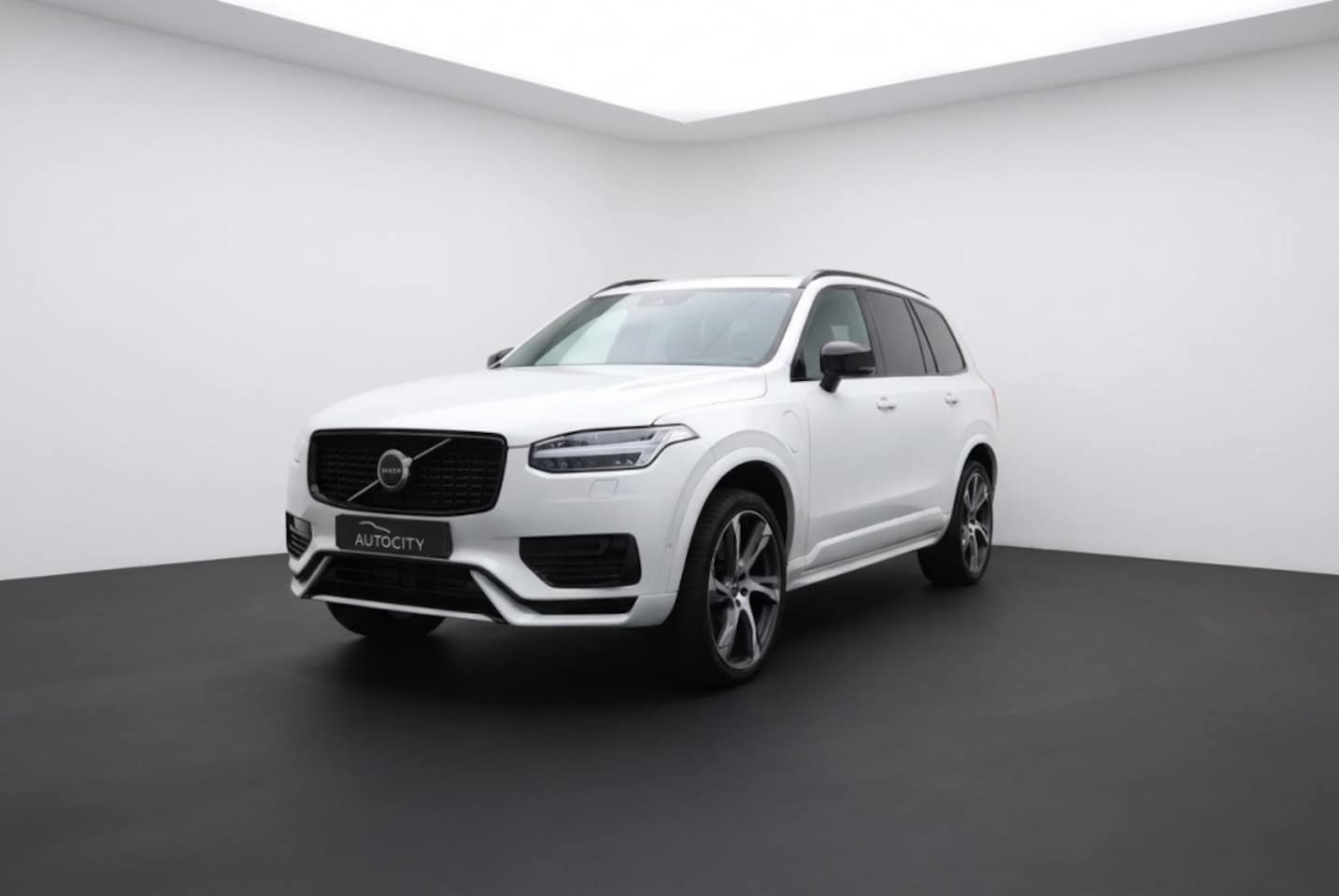 Volvo XC90 - R Design Recharge Plug-In Hybrid AWD T8 455pk Long Range l Trekh - AutoWereld.nl
