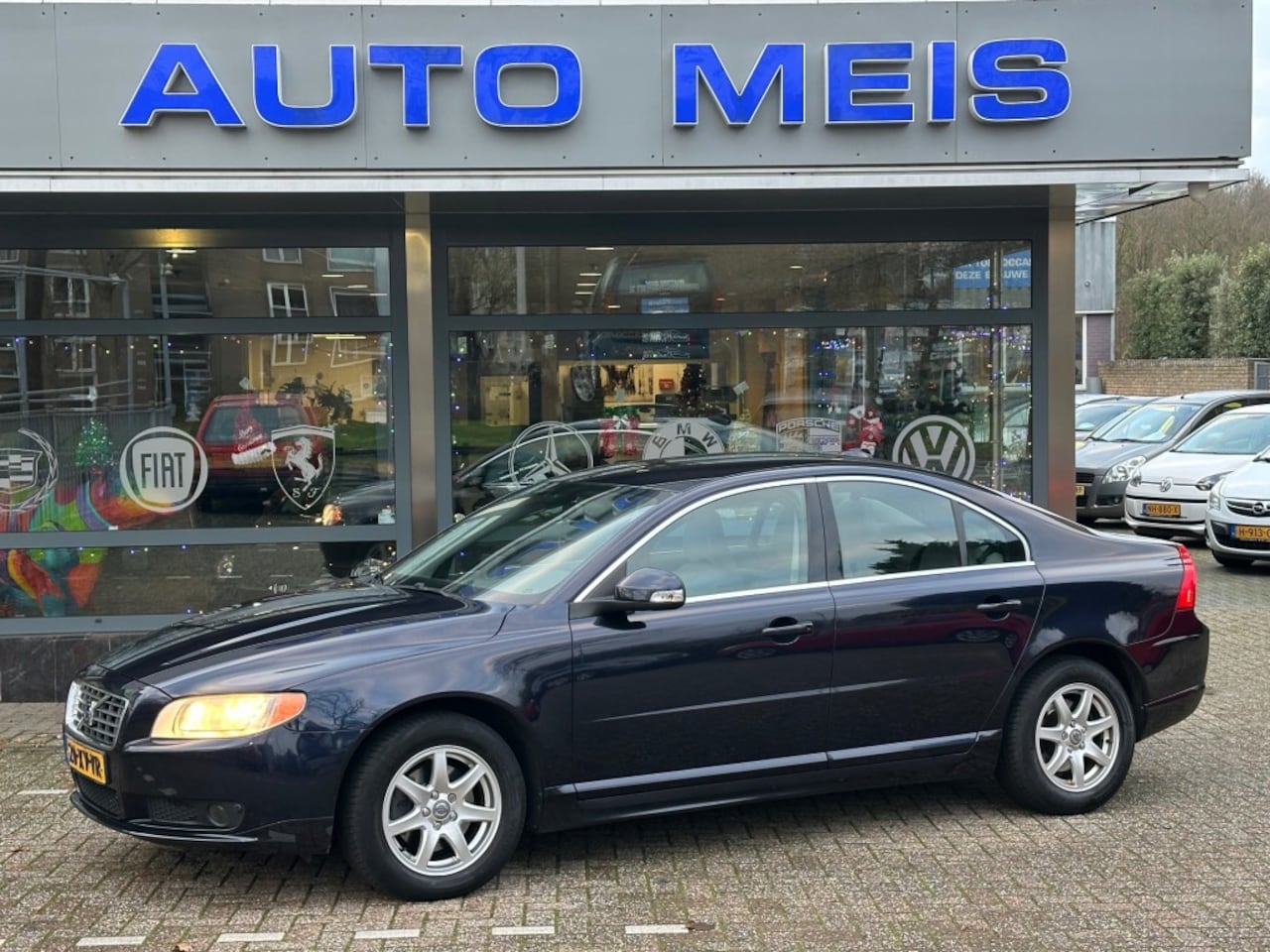 Volvo S80 - 2.4 D5 Momentum Automaat Navi Leer Airco Cruise - AutoWereld.nl