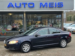 Volvo S80 - 2.4 D5 Momentum Automaat Navi Leer Airco Cruise