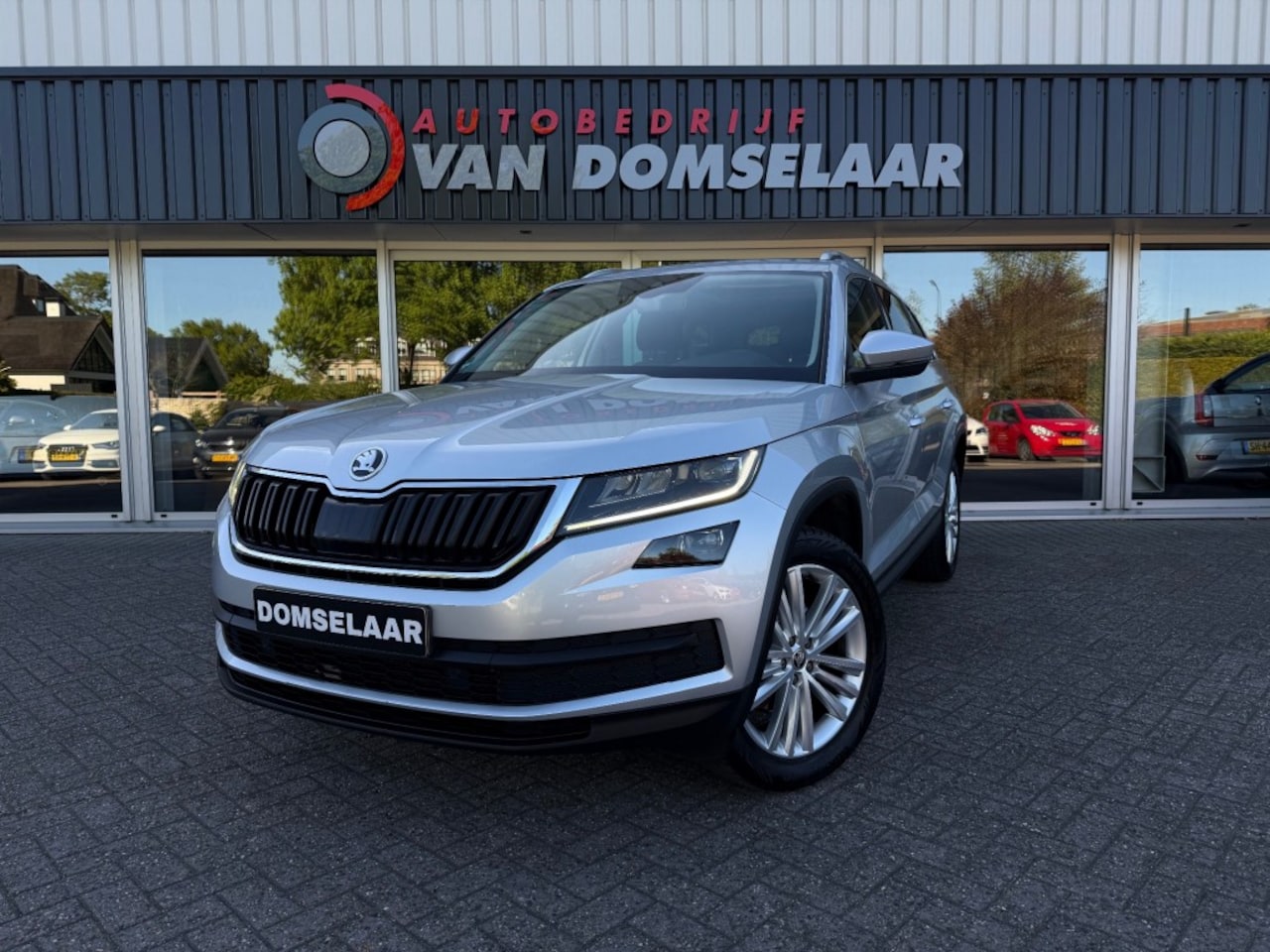 Skoda Kodiaq - 1.5 TSI Business Edition 7P. - Automaat NL Auto Pano Stoelverw. Camera - AutoWereld.nl