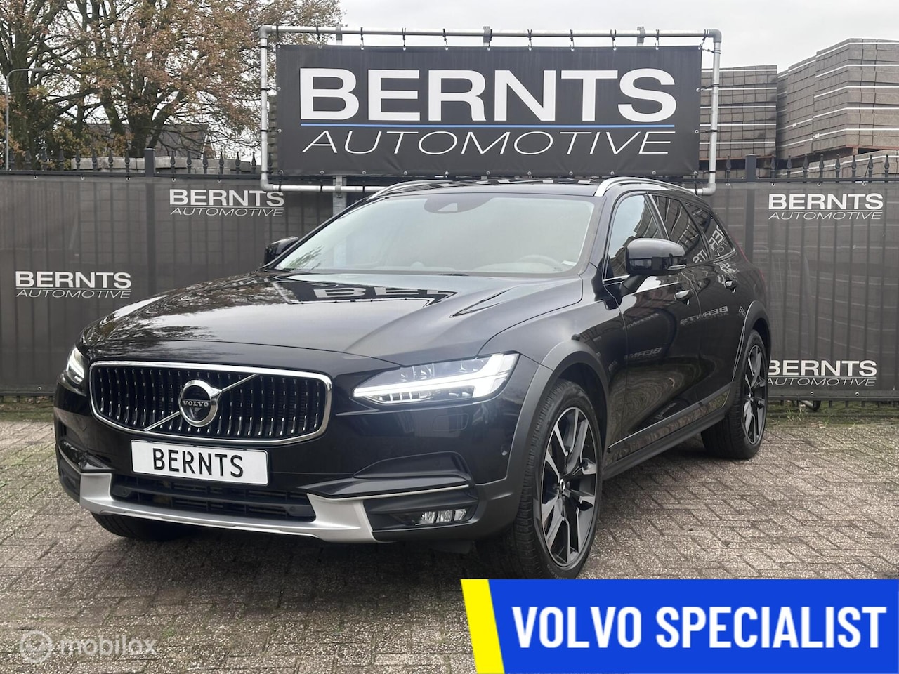 Volvo V90 Cross Country - T5 Inscription| ACC|BLIS|Bowers&Wilkens|Stoel&stuurverwarming|Applecarplay|360 camera - AutoWereld.nl