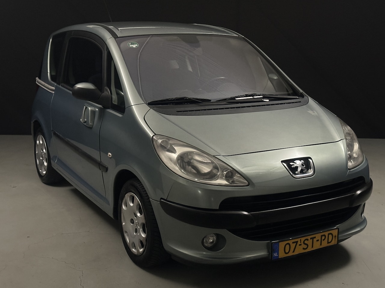 Peugeot 1007 - 1.6-16V Gentry *AC*Automaat* - AutoWereld.nl