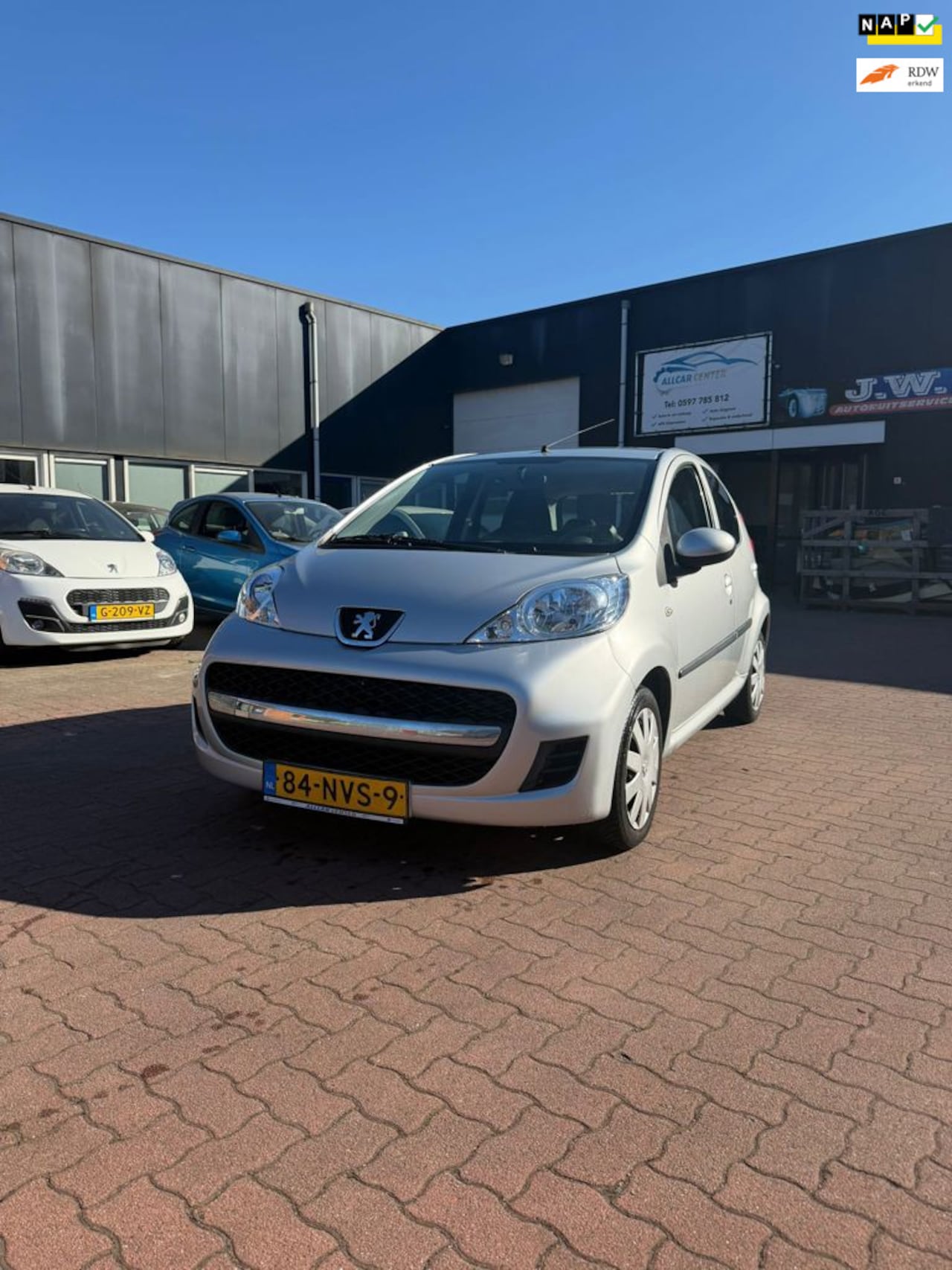 PEUGEOT 107