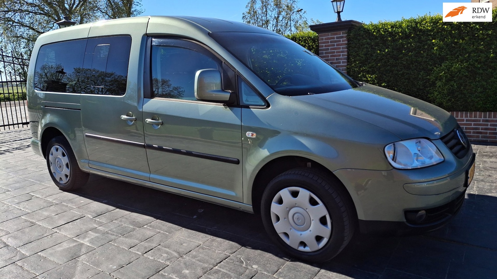 Volkswagen Caddy Maxi - 1.6 Comfortline 7p Airco Bed APK 2e Eig Inruil Mogelijk - AutoWereld.nl