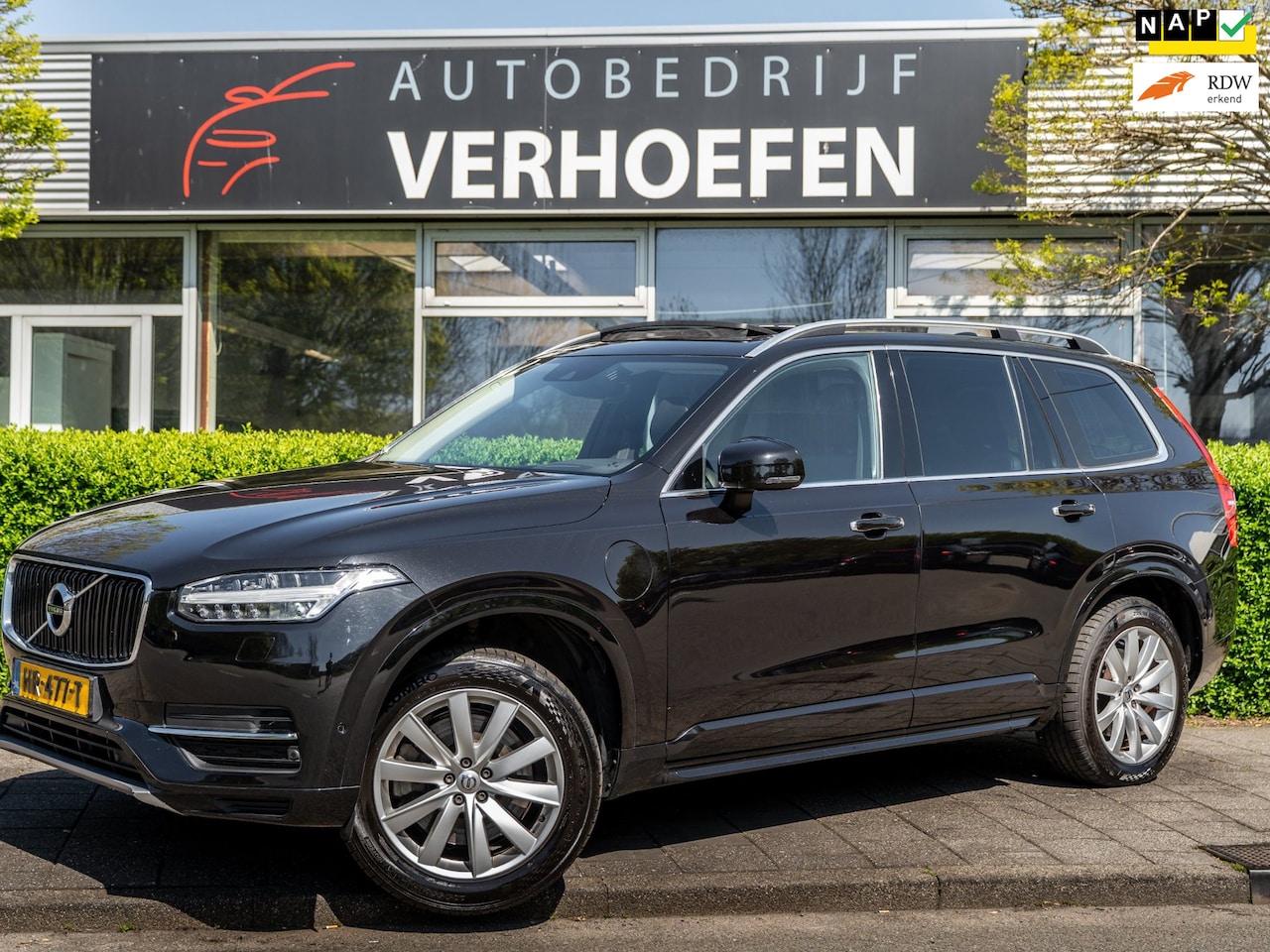 Volvo XC90 - 2.0 T8 Twin Engine AWD - PANORAMADAK - STOEL VERW - PARK CAMERA APPLE CARPLAY !! - AutoWereld.nl