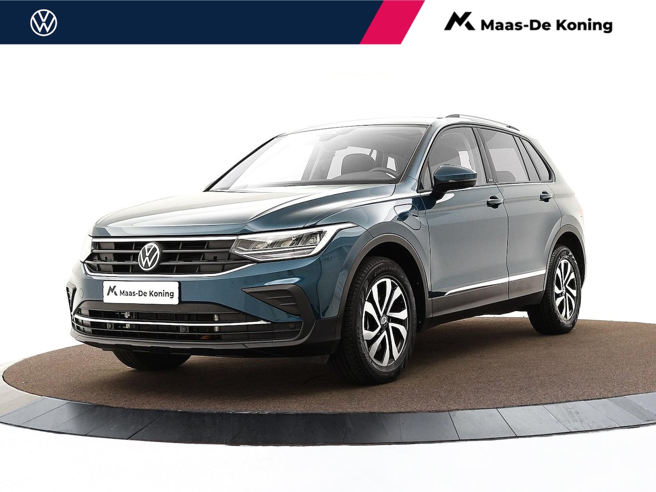 Volkswagen Tiguan - 1.4 TSI 245pk DSG eHybrid Active · Panoramadak · Apple/Android Car Play · Wegklapbare Trek - AutoWereld.nl
