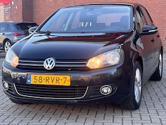 Volkswagen Golf - 1.2 TSI Highline BlueMotion|5DRS|ALCANTARA|APPLE PLAY|INRUILKOOPJE