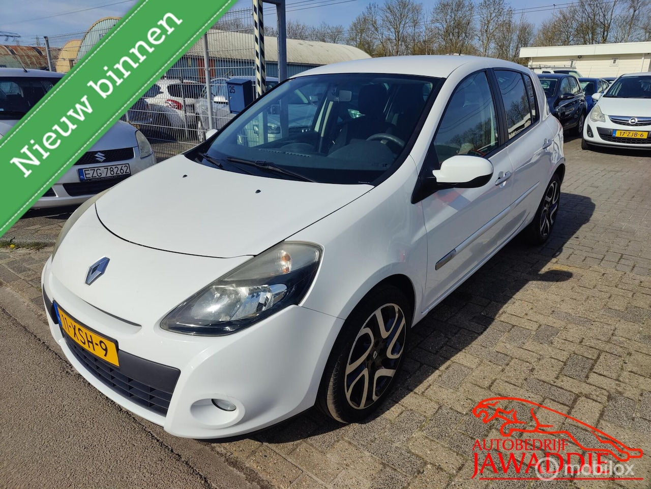 Renault Clio - 1.2 Authentique 1.2 Authentique, APK 02-08-2026 - AutoWereld.nl
