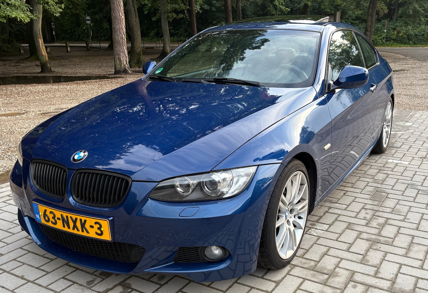 BMW 3-serie Coupé - 320i Executive BMW 320 I Coupe 2009 E92 Blauw M pakket dakraam - AutoWereld.nl