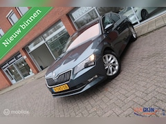 Skoda Superb - 1.6 TDI Ambition Business Carplay Navi Automaat