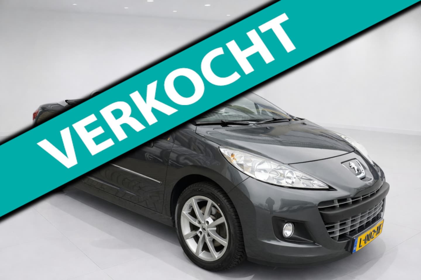 Peugeot 207 CC - 1.6 VTi cabrio, hardtop, apk, lichtmetaal, airco, radio cd speler, all season banden, inru - AutoWereld.nl