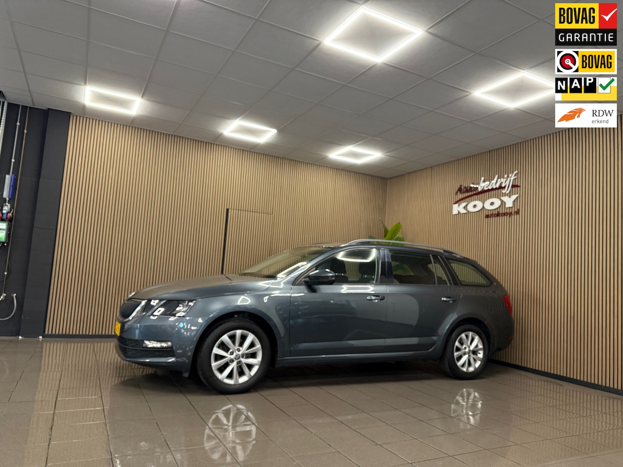 Skoda Octavia Combi - 1.5 TSI Greentech Ambition Business * Afn. Trekhaak / Carplay / Navigatie / NL Auto * - AutoWereld.nl