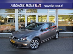 Volkswagen Golf - 1.2 TSI Comfortline Executive | PDC V+A | Clima | Navi | 6-Bak | Orig. NL | NAP |