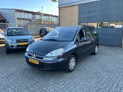 Peugeot 807 - 2.0 Norwest_Netjes + Dealer onderhouden