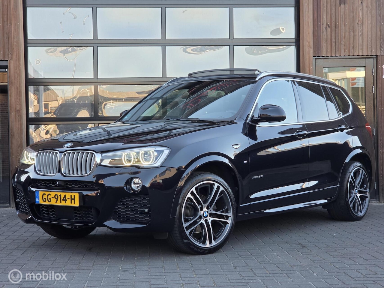 BMW X3 - XDRIVE35i 306PK ACC HUD PANO M-SPORT 360CAM TREKHAAK - AutoWereld.nl