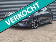 Ford Focus Wagon - 1.5 EcoBoost ST Line X Business | Trekhaak | Navi | veel opties |