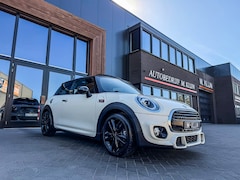 MINI John Cooper Works - 1.5 Cooper aut 136pk/Ned auto/Pano/Jcw stoelen/Navi/Led