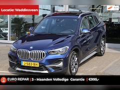 BMW X1 - SDrive20i VDL Nedcar Edition TREKHAAK PANO-DAK