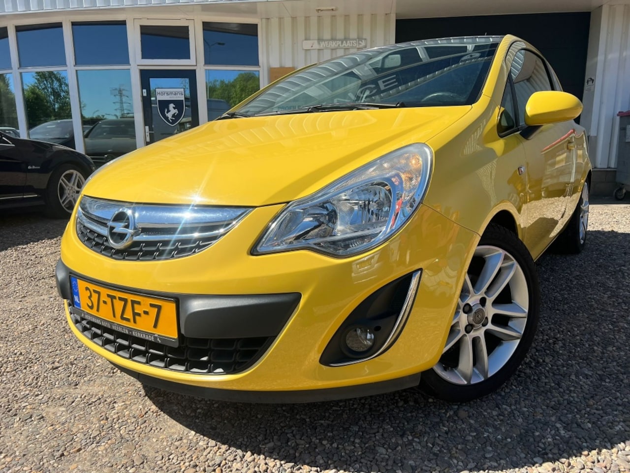 Opel Corsa - 1.2-16V Color Ed. - AutoWereld.nl